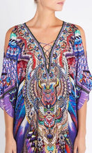Load image into Gallery viewer, Silk Kaftan Short with Slit Fly without Feathers