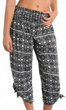 Load image into Gallery viewer, Rayon Pant 3/4 Tie Side, More Colours.
