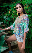 Load image into Gallery viewer, Silk Top Sleeve Emerald
