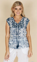 Load image into Gallery viewer, Cotton Top Fraser
