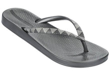 Load image into Gallery viewer, Ipanema Metallic, More Colours, Sizes 6-10

