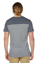 Load image into Gallery viewer, T-Shirt Esta
