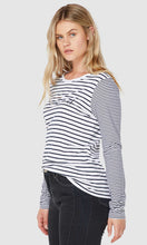 Load image into Gallery viewer, Tee long Sleeve Jenna
