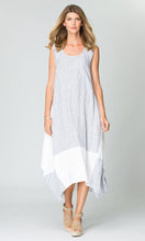 Load image into Gallery viewer, Linen Dress Seam Detail
