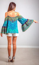 Load image into Gallery viewer, Silk Top Gypsy Atlantis
