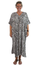 Load image into Gallery viewer, Rayon Kaftan Long Safari, More Colours
