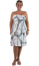 Load image into Gallery viewer, Rayon Dress Trinity Short
