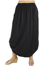Load image into Gallery viewer, Rayon Rouched Skirt Black
