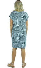 Load image into Gallery viewer, Rayon Dress Cruiser, More Prints
