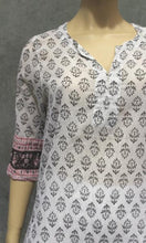 Load image into Gallery viewer, Cotton Kurta Barmer Aztec
