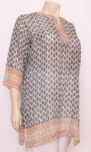 Load image into Gallery viewer, Silk Kurta Kaftan Paisley Border, Size 8-12
