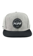 Load image into Gallery viewer, Cap Snapback Deadly

