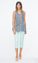 Load image into Gallery viewer, Cotton Print Sleeveless Top
