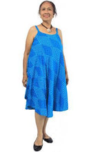 Load image into Gallery viewer, Rayon Dress Montego, More Prints/Colours
